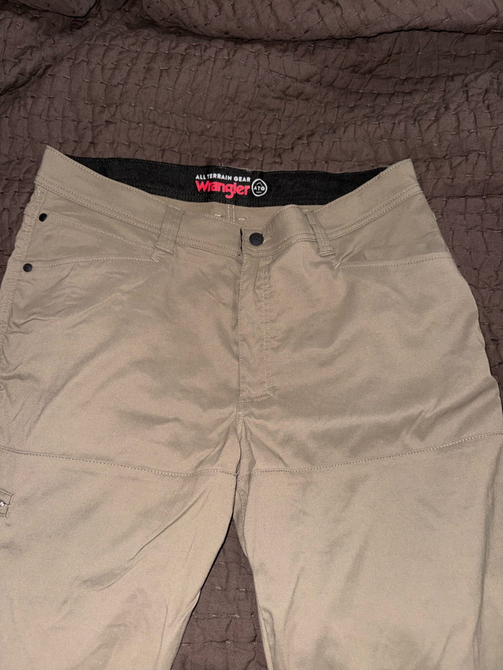 Wrangler Shorts in Light Khaki